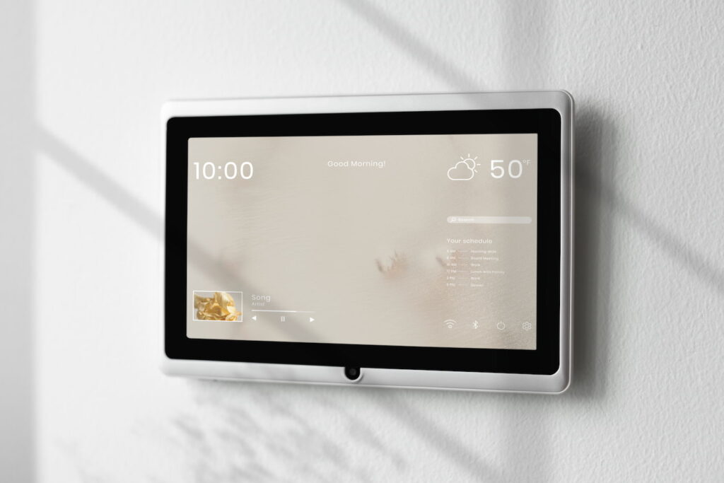display touch screen di una casa domotica